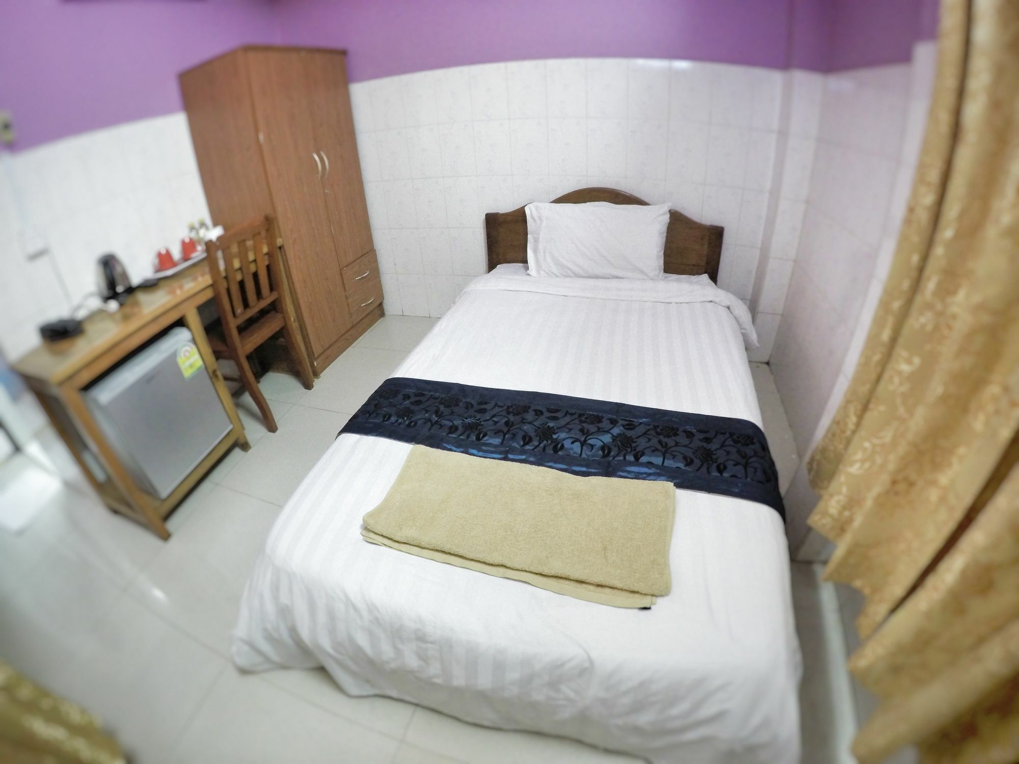 Capitol 3 Guesthouse بنوم بنه المظهر الخارجي الصورة