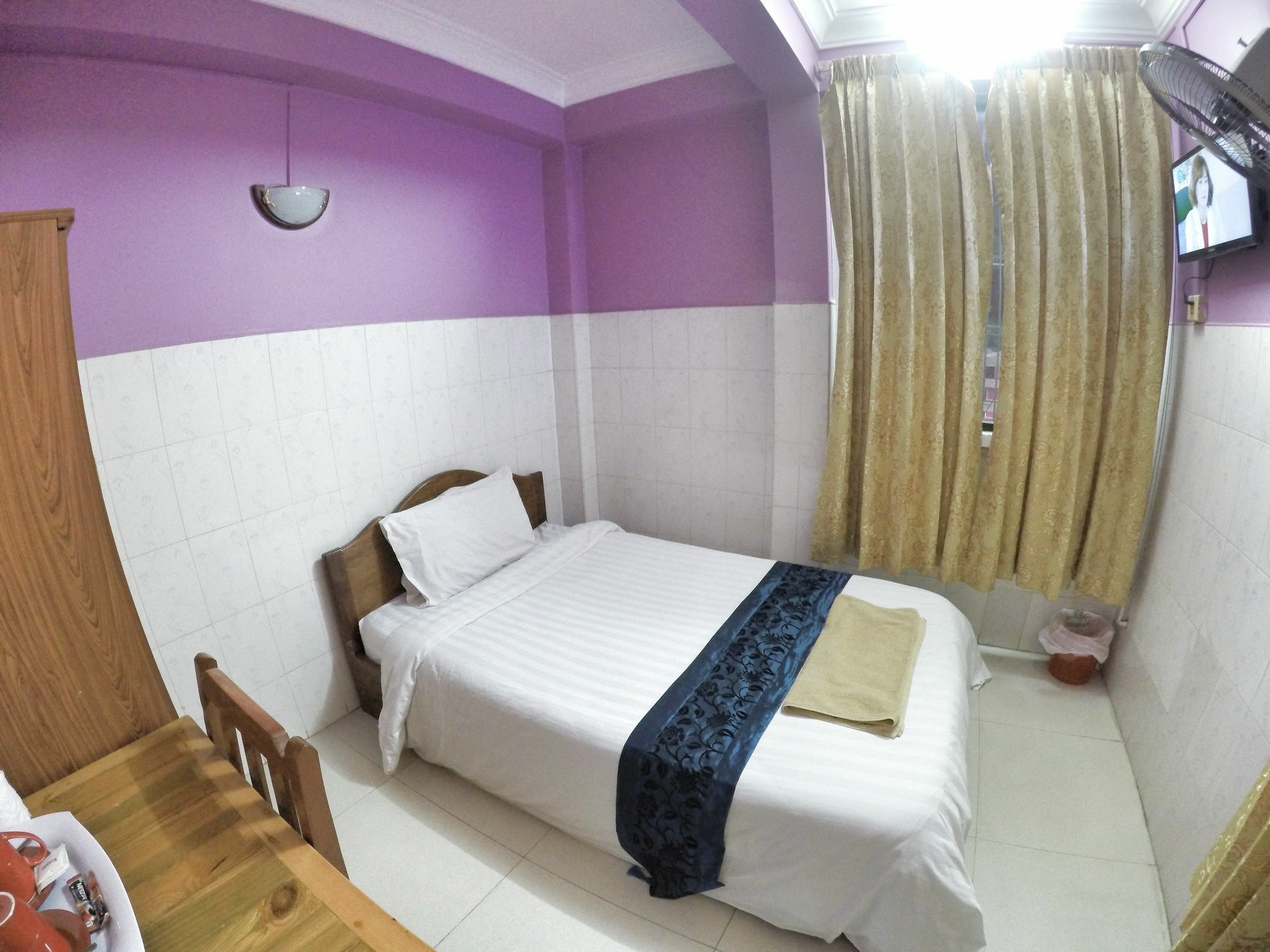 Capitol 3 Guesthouse بنوم بنه المظهر الخارجي الصورة